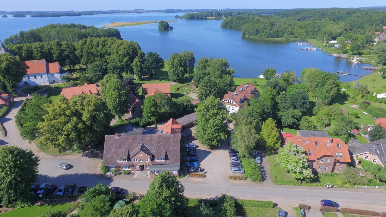 Gasthaus Zum Frohsinn Bosau Екстериор снимка