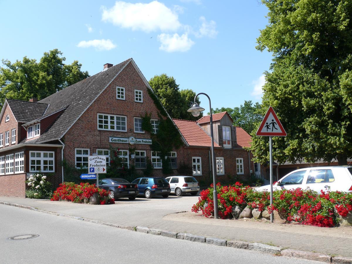 Gasthaus Zum Frohsinn Bosau Екстериор снимка